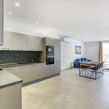 Beautiful Fully Equipped With Private Terrace By 360 Estates شقة